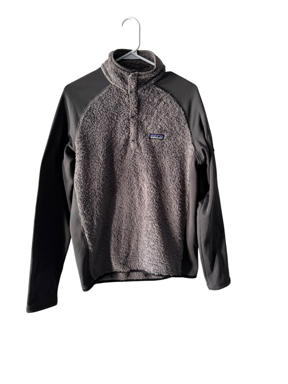 Patagonia Men’s Polartec 4-Snap Placket Fleece Pullover, Size Small.